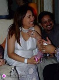 22168341_TEIYKAXER - G-Nikki Aneja Walia-G