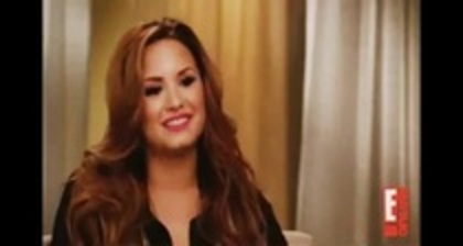 E! Special_Demi Lovato (960)