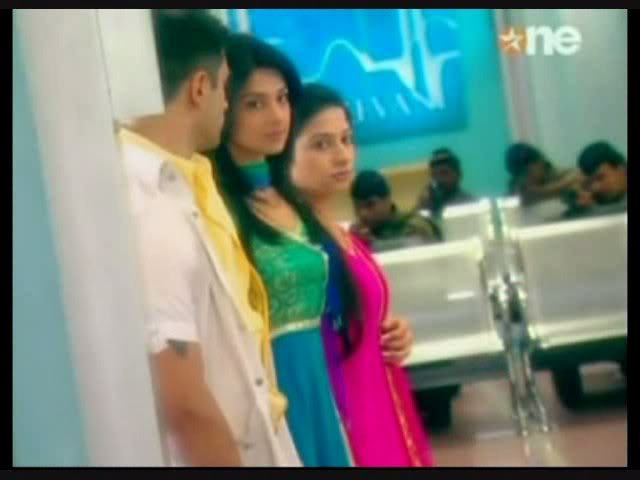 dmg21st-174 - DILL MILL GAYYE - END Of The First Season