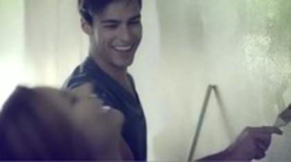 Demi - Lovato - Give - Your - Heart - A - Break (1382) Demi - Lovato - Give - Your - Heart - A - Break (1382)