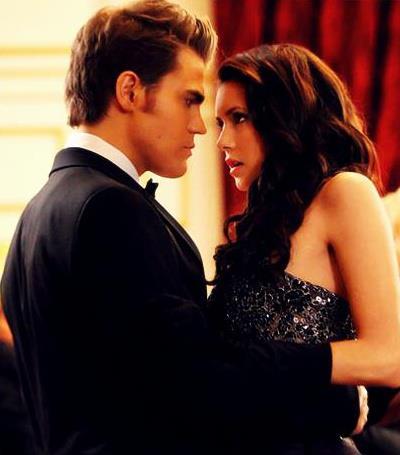 404328_345581722138103_252874978075445_1327720_1812439068_n - The Vampire Diaries