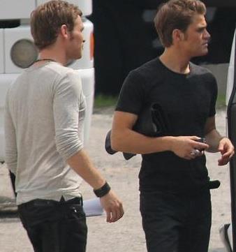 254756_253740211322255_252874978075445_990801_5787176_n