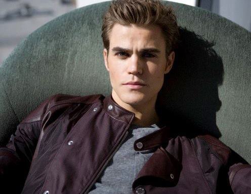 310227_268453046517638_252874978075445_1050709_1540329_n - Paul Wesley