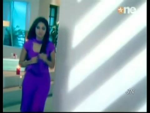 315873_208106852582137_154010081325148_573494_721788_n[1] - Poze tari cu jenny