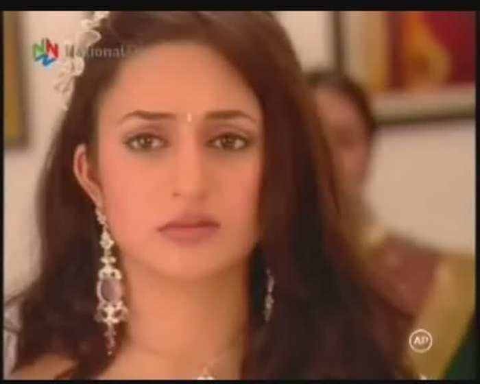 n1exyr - 0-Divyanka_Tripathi