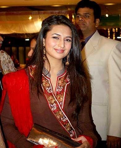 Divyanka-Tripathi-1411850,998963 Divyanka-Tripathi-1411850,998963