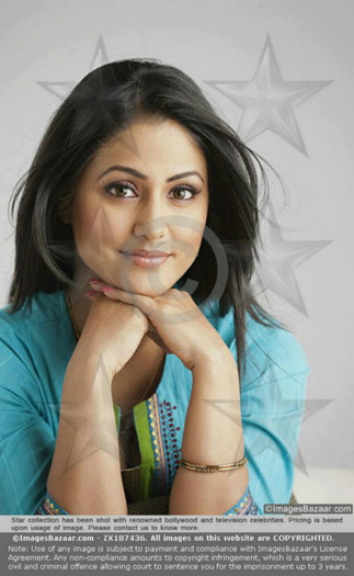 526722_321692964559583_200307900031424_919372_117380963_n - Hina Khan