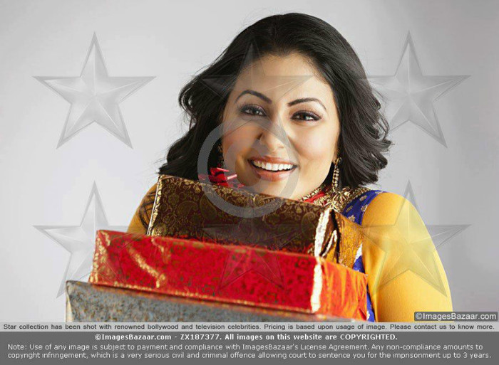 530404_321693857892827_200307900031424_919400_499751367_n - Hina Khan