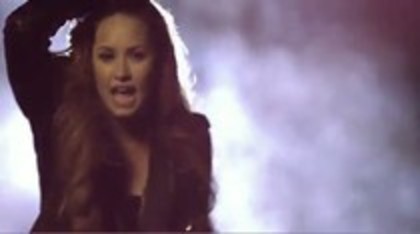 Demi - Lovato - Give - Your - Heart - A - Break (1487)