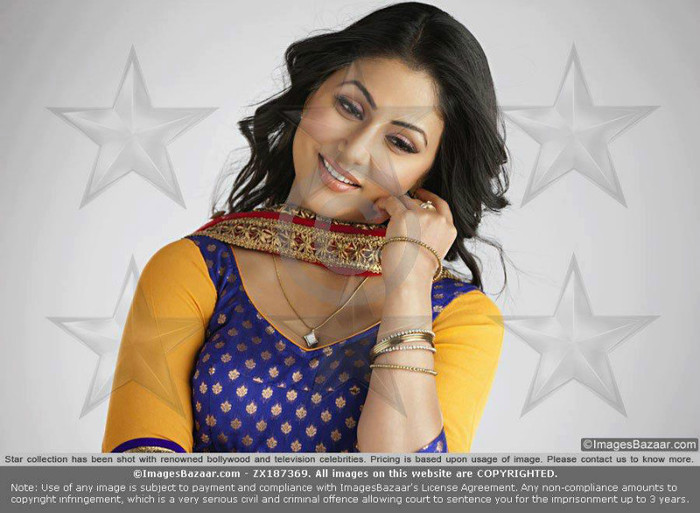 535199_321693421226204_200307900031424_919388_1720660133_n - Hina Khan