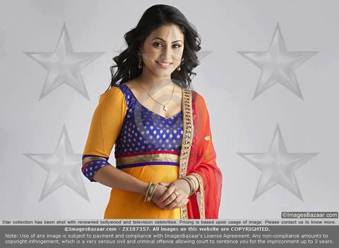 540610_321694117892801_200307900031424_919409_1448235357_n - Hina Khan