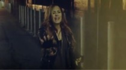 Demi - Lovato - Give - Your - Heart - A - Break (2881)