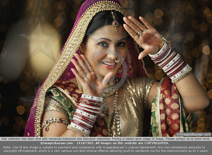 537840_321692484559631_200307900031424_919355_1239310191_n - Hina Khan