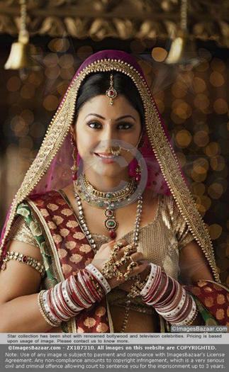 564662_321692887892924_200307900031424_919369_1355285385_n - Hina Khan