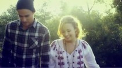 Demi - Lovato - Give - Your - Heart - A - Break (3396)