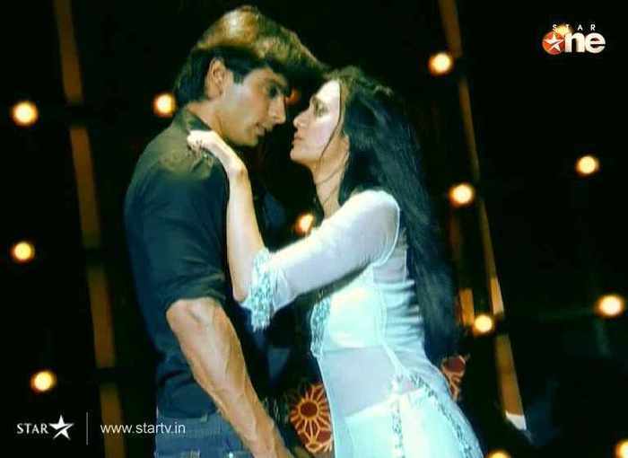45870930_EVVSOACVO - 0-karan- shilpa