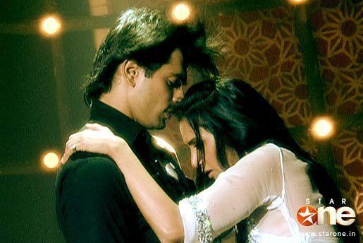 45872358_LQREZUMBT - 0-karan- shilpa