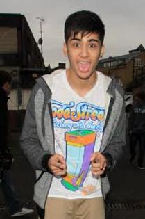 buna ziua domnule Turner,ma bucur sa va cunosc. numele meu este Greg Russo