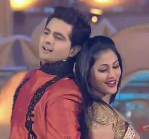 Hina & Karan in Love [41]