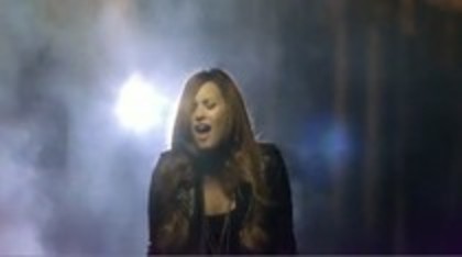 Demi - Lovato - Give - Your - Heart - A - Break (4811) Demi - Lovato - Give - Your - Heart - A - Break (4811)
