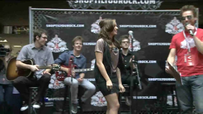 Demi Lovato  Live at Glendale Galleria  in LA for Cambio in HD 00067