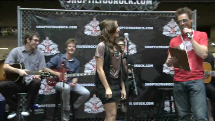 Demi Lovato  Live at Glendale Galleria  in LA for Cambio in HD 00073