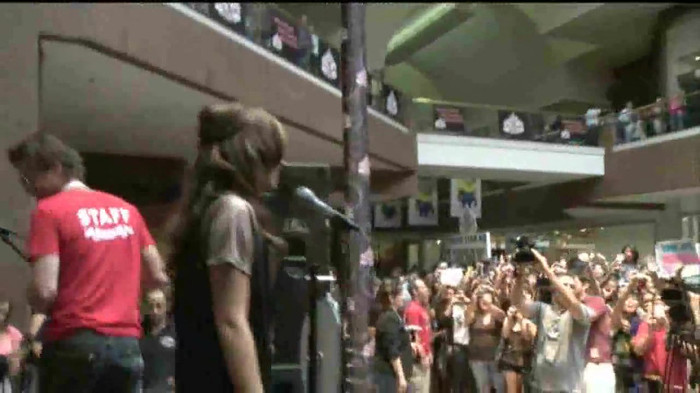 Demi Lovato  Live at Glendale Galleria  in LA for Cambio in HD 00365