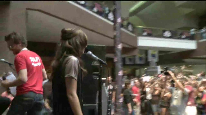 Demi Lovato  Live at Glendale Galleria  in LA for Cambio in HD 00373