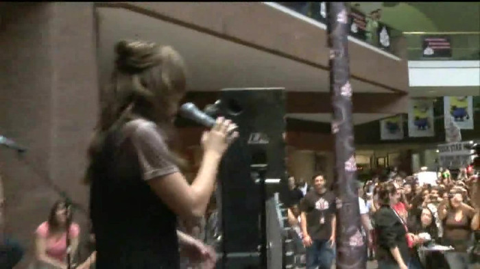 Demi Lovato  Live at Glendale Galleria  in LA for Cambio in HD 00399