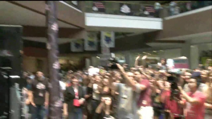 Demi Lovato  Live at Glendale Galleria  in LA for Cambio in HD 00445