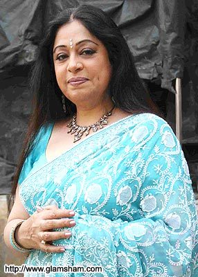 Era ceva tot cu S....hm..Shalini..da Shalini o chema...