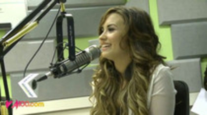 Demi Lovato In-Studio - Z100 New York (519)