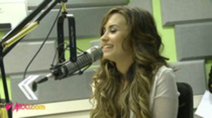 Demi Lovato In-Studio - Z100 New York (521)