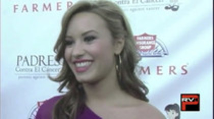 Demi Lovato at Padres Contra El Cancer Event (985) - Demilush at Padres Contra El Cancer Event Interview Part oo3