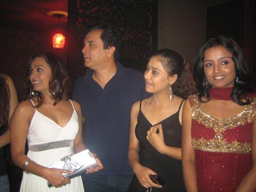 303256_295921203759189_282690118415631_1181328_1460934521_n - Sapna Babul Ka - Bidaai - All My Pics Wid Parul Chauhan I