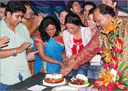 305483_295921113759198_282690118415631_1181324_442014820_n - Sapna Babul Ka - Bidaai - All My Pics Wid Parul Chauhan I