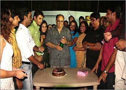 310215_295921147092528_282690118415631_1181325_690197156_n - Sapna Babul Ka - Bidaai - All My Pics Wid Parul Chauhan I