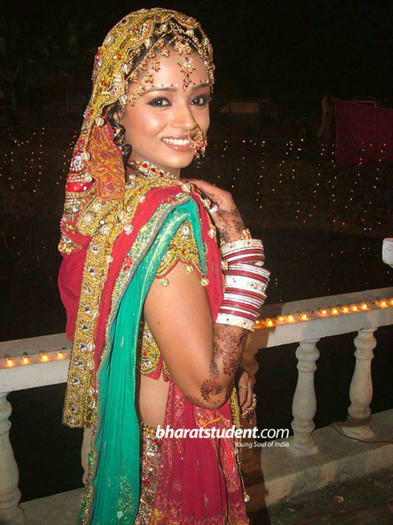 316363_292218950796081_282690118415631_1164028_1977604152_n - Sapna Babul Ka - Bidaai - All My Pics Wid Parul Chauhan I