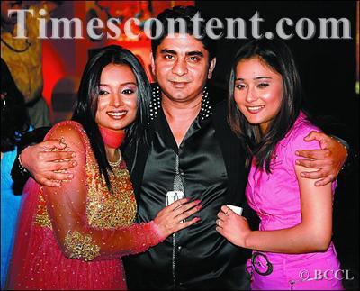 378653_318931651458144_282690118415631_1250763_15516960_n