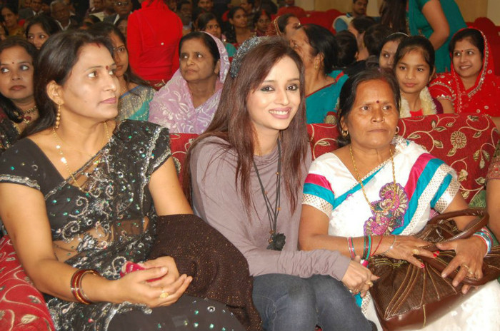 383936_256739544385978_1819451191_n - Sapna Babul Ka - Bidaai - All My Pics Wid Parul Chauhan I