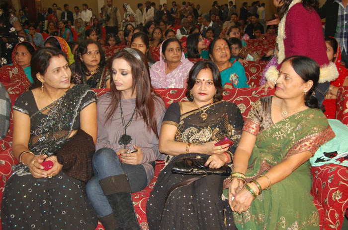 386312_255385491188050_100001498042113_643189_848069650_n - Sapna Babul Ka - Bidaai - All My Pics Wid Parul Chauhan I