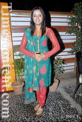 390941_318929431458366_282690118415631_1250746_2100736852_n - Sapna Babul Ka - Bidaai - All My Pics Wid Parul Chauhan I