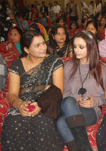 564583_394900053861303_282690118415631_1485782_233248325_n - Sapna Babul Ka - Bidaai - All My Pics Wid Parul Chauhan I