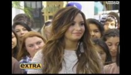 Demi Lovato Extra at The Grove (499) - Demilush - Extra at The Grove Part oo2