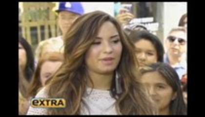 Demi Lovato Extra at The Grove (43) Demi Lovato Extra at The Grove (43)