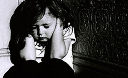 doi-americani-si-au-obligat-copiii-sa-se-tortureze-video-77834 - Intrati aici ca sa mai stiti cv de mne