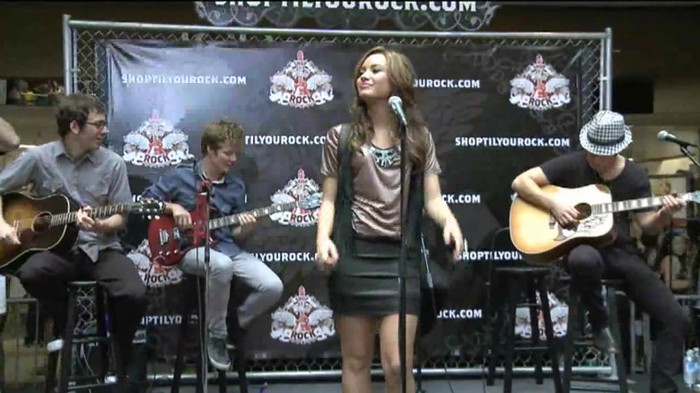 Demi Lovato  Live at Glendale Galleria  in LA for Cambio in HD 01682 - Demilush - Live at Glendale Galleria in LA for Cambio Part oo3