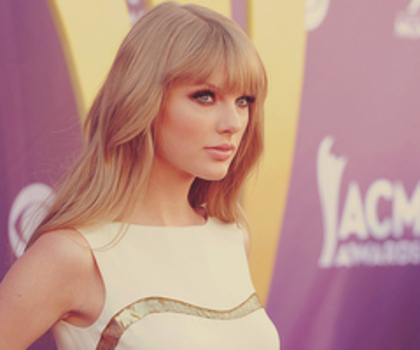 tumblr_m1vvpezXuE1r900qio1_500_thumb - Taylor Swift