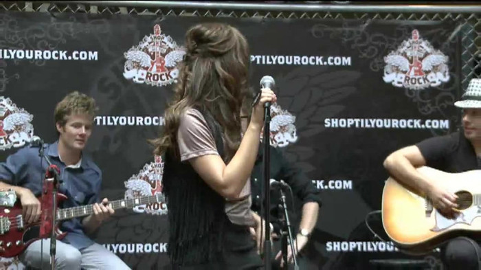 Demi Lovato  Live at Glendale Galleria  in LA for Cambio in HD 01240 - Demilush - Live at Glendale Galleria in LA for Cambio Part oo2