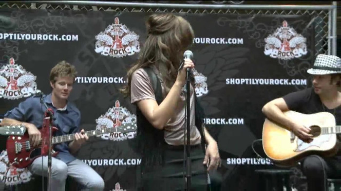 Demi Lovato  Live at Glendale Galleria  in LA for Cambio in HD 01251 - Demilush - Live at Glendale Galleria in LA for Cambio Part oo2